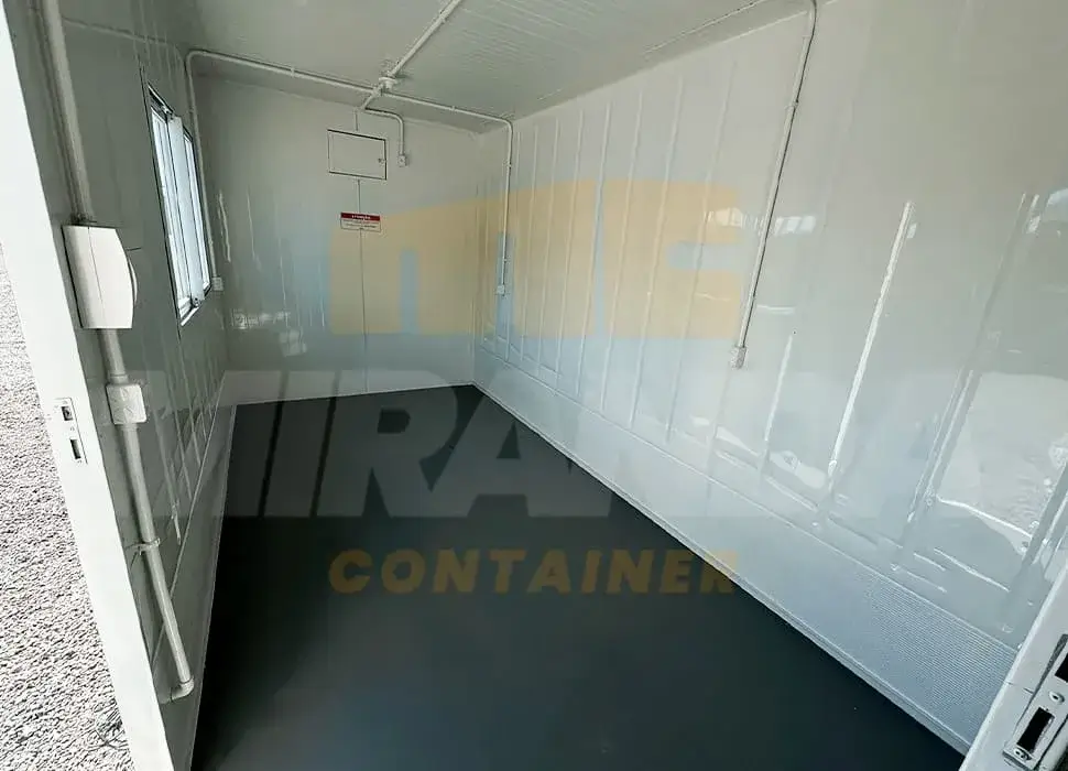 Escritorio-Alojamento-de-06-Metros-Com-Banheiro-Prata-Miranda-Container-Aluguel-Locacao-Agro-Construcao-Civil-Venda-Container-09 (1)