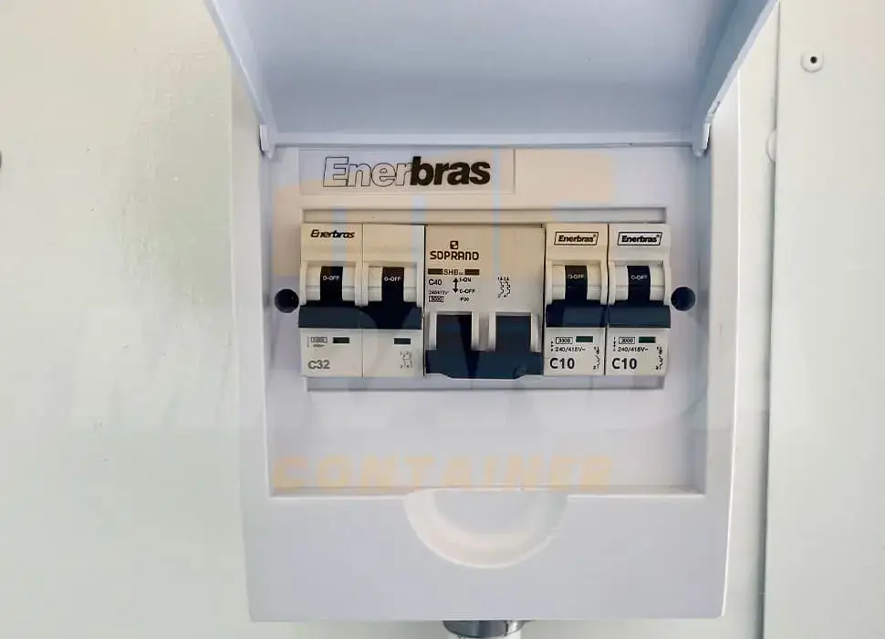 Escritório-Alojamento-de-06-Metros-Sem-Banheiro-Prata-Miranda-Container-Agromt-construcao-civil-_13_