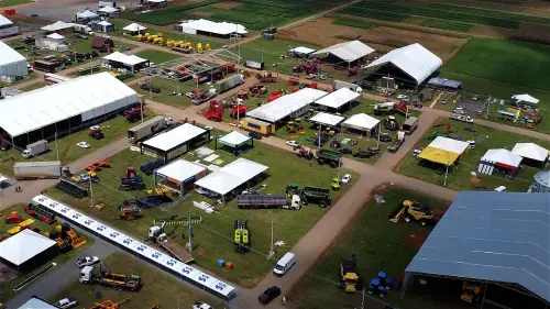 Show Safra - Locação e Venda de Container e módulos Habitáveis Imagens-Drone-Show-Safra-2025_04.webp